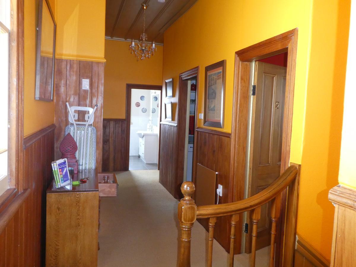 Sea Breeze Hotel Нейпиър Екстериор снимка