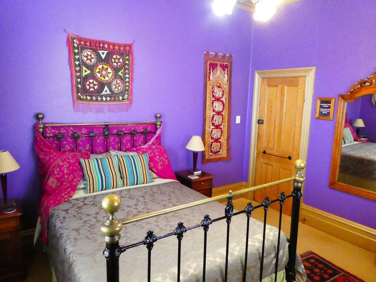 Sea Breeze Hotel Нейпиър Екстериор снимка